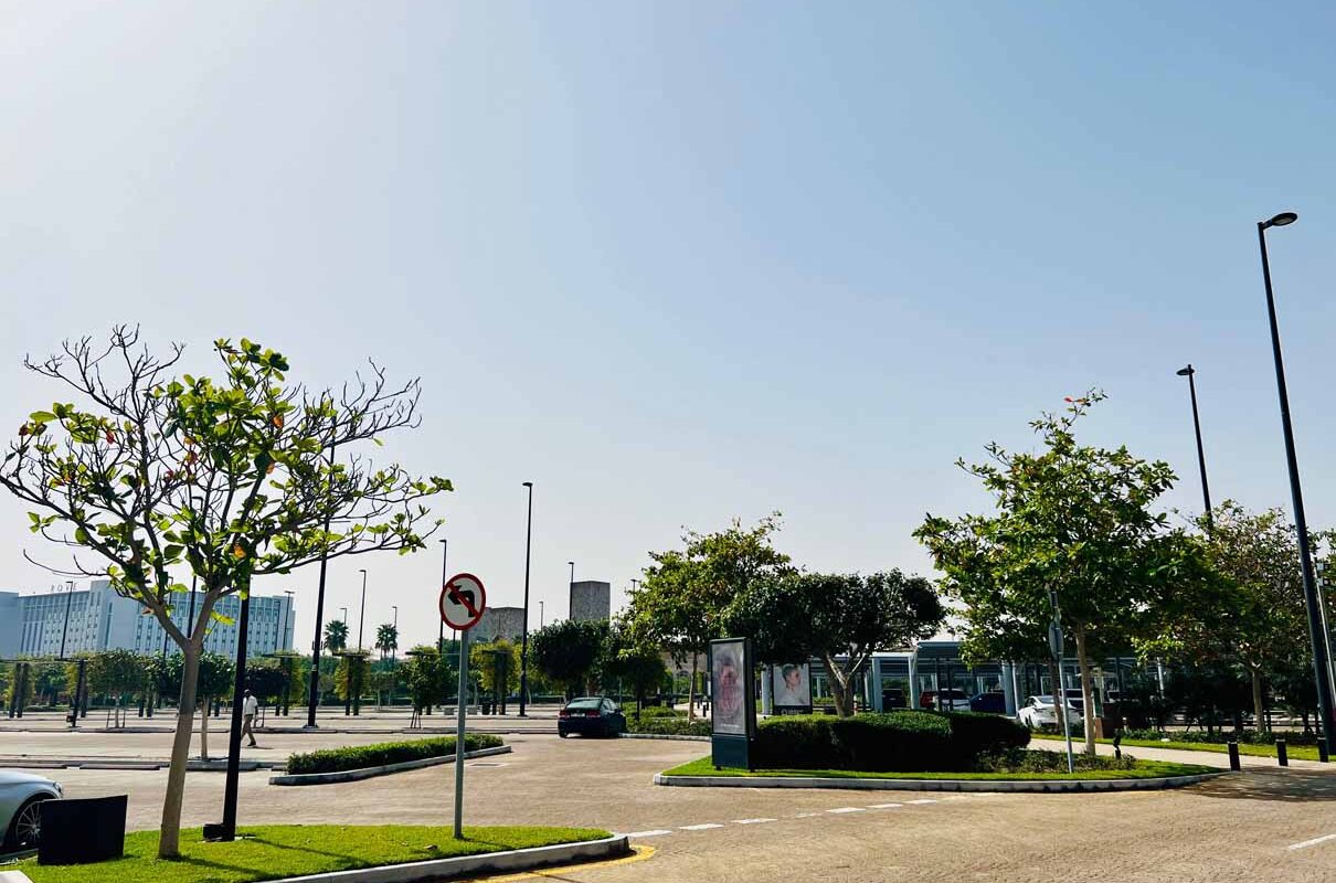 Dubai Outlet Village